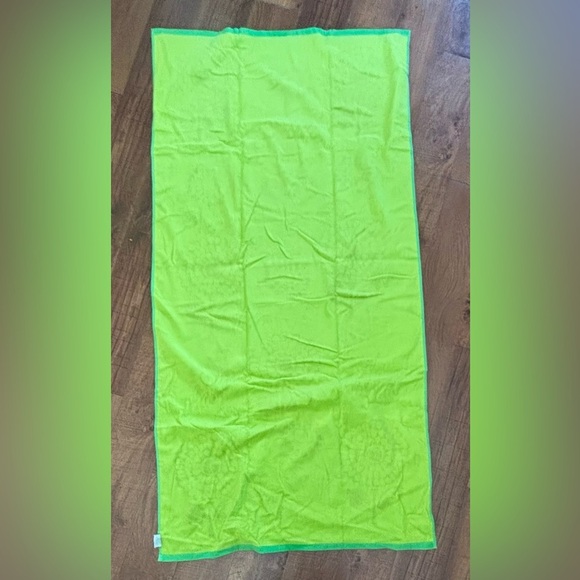 Vera bradley retired limes up picnic basket & blanket set - Picture 16 of 16